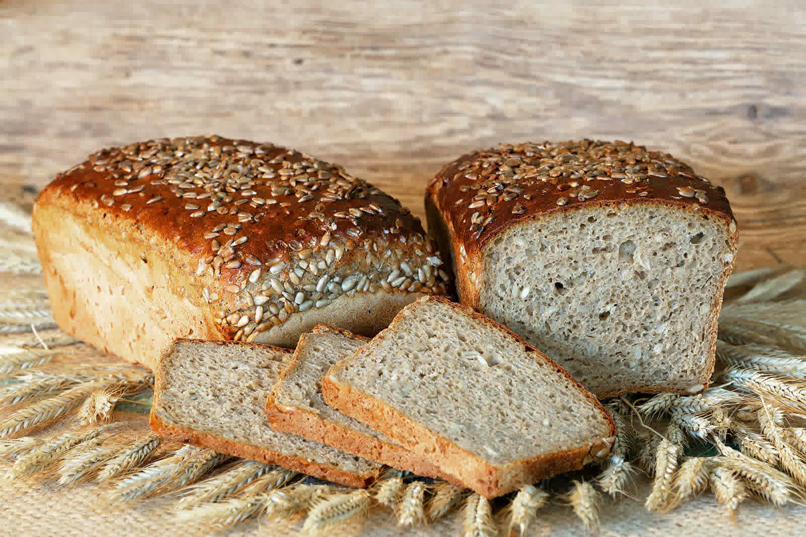 chleb słonecznikowy 1 kg Chleb czarnowieski 1000g 3