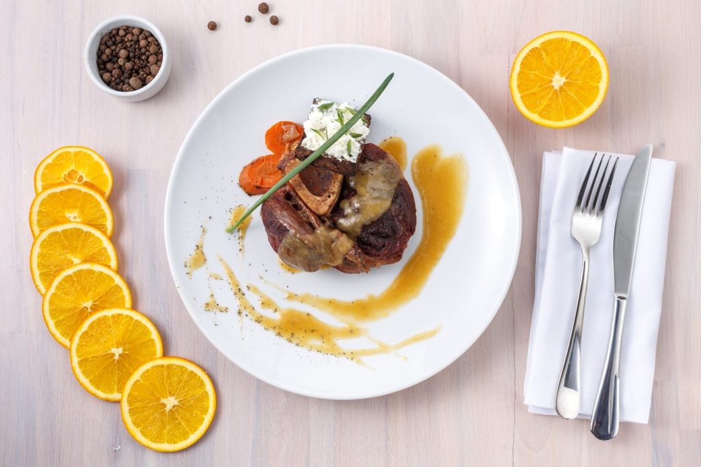 Ossobuco z jelenia – wyjątkowe danie mięsne